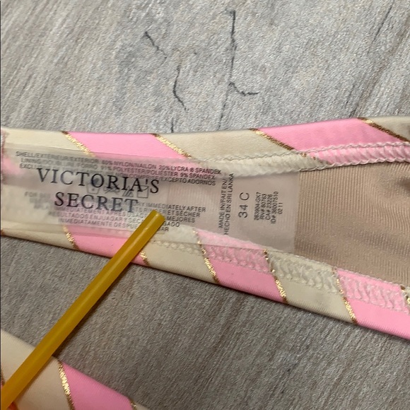 34C Vs Victoria’s Secret BOMBSHELL Miraculous Adds-2 Cups Swimsuit Bikini set - Picture 11 of 16